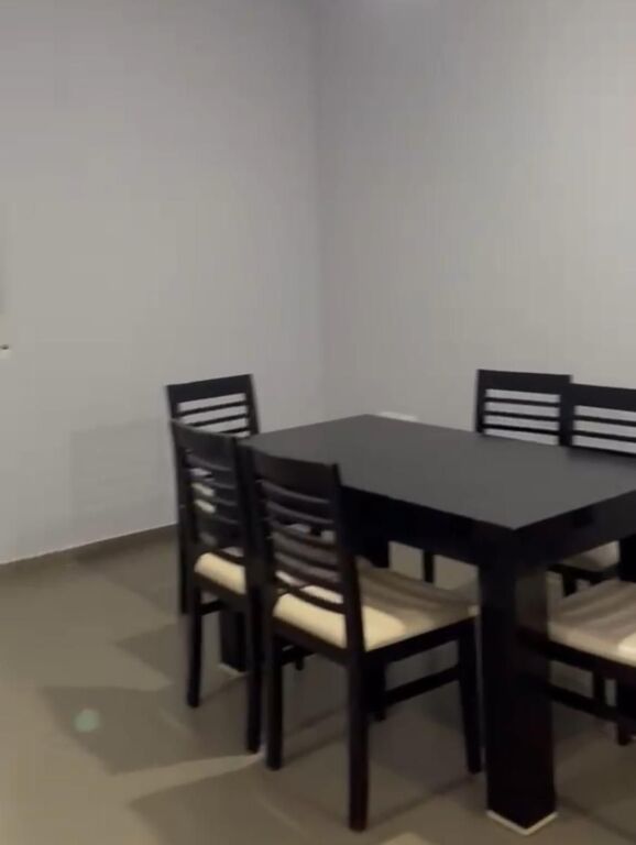 Rent | Apartament 2 + 1+2+Ballkon | Yzberisht | 450 €/month