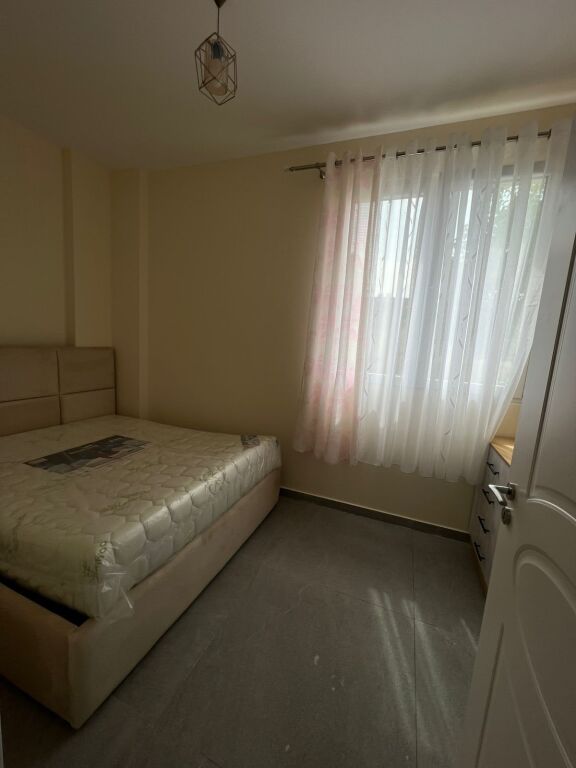 Apartment 1+1 for rent – near the United School !