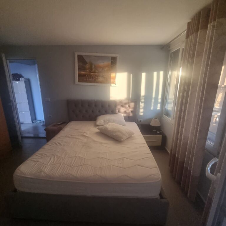 🏡 Studio Apartment for Rent – Mine Peza Street