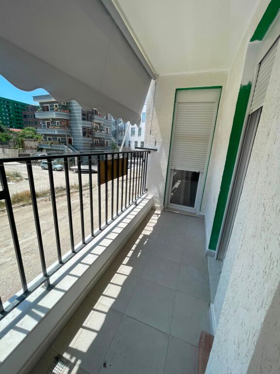 Jepet me qera 2+1+2,📍Rruga Sadaudin Bekteshi, në fund të Rrugës 5 Maji