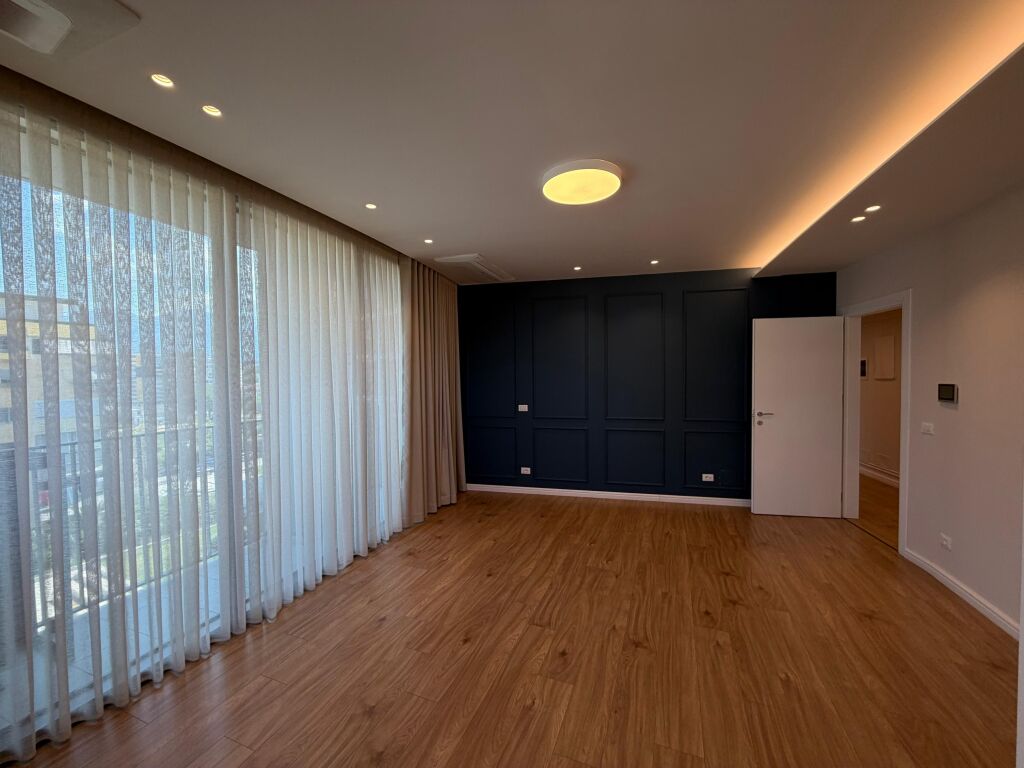 UFFICIO IN AFFITTO PRESSO LAKE VIEW RESIDENCE