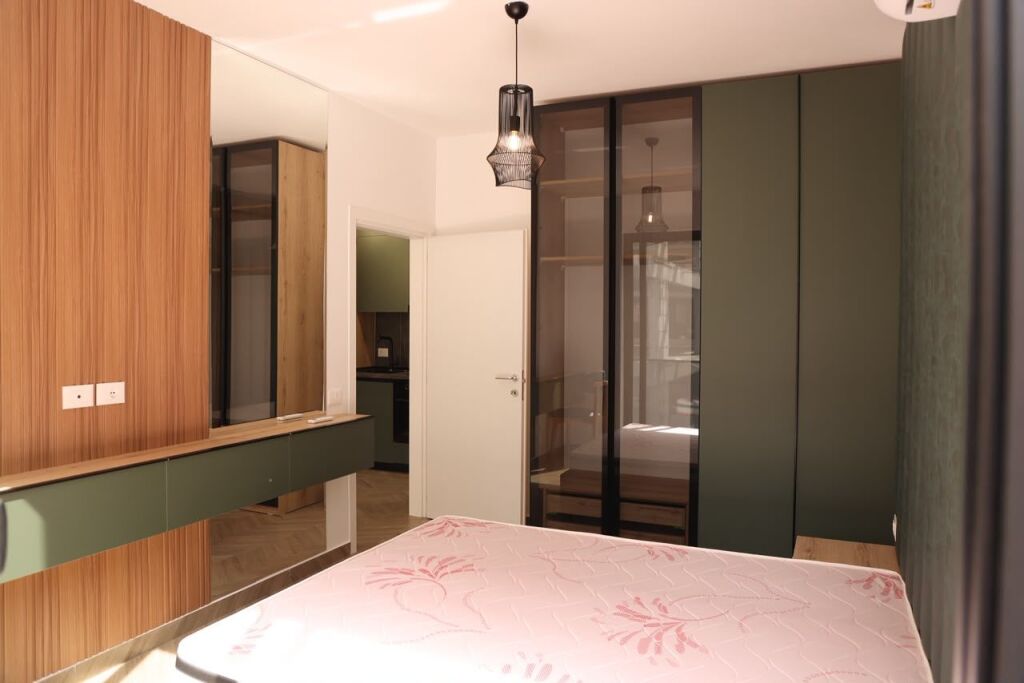 Shitet Apartament 1+1 në Malin e Robit, Golem