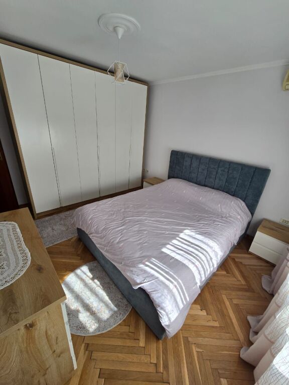 For rent 1+1 furnished Electric Market