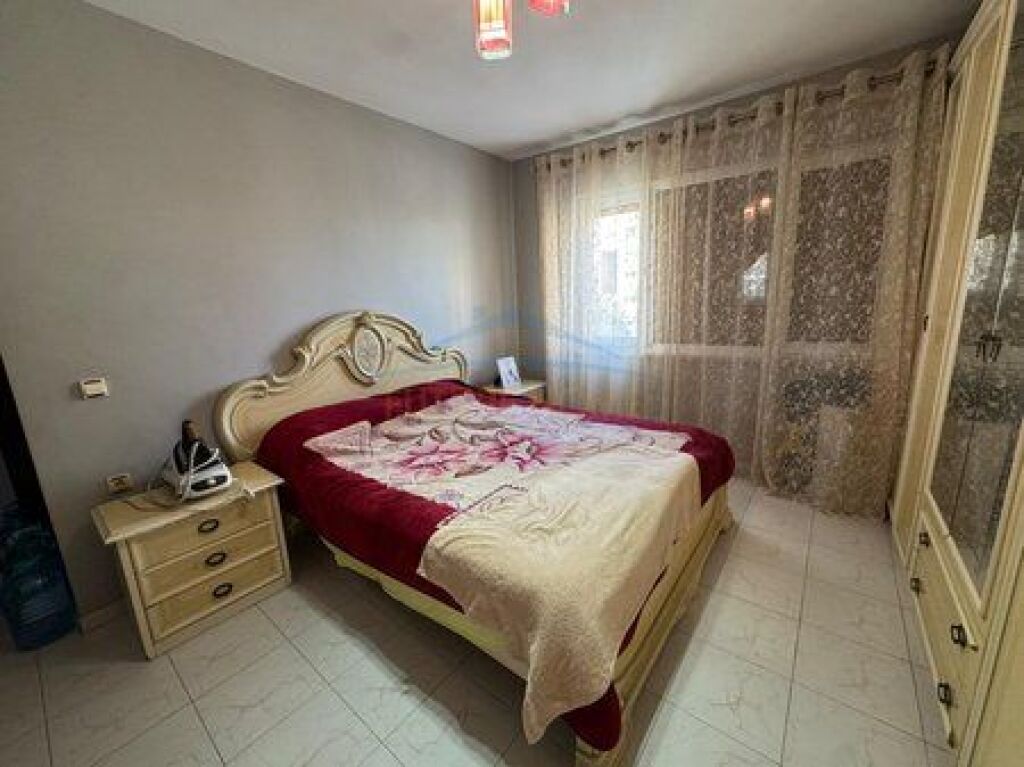 For sale, Apartment 2+1+2, Laprake, Tirane