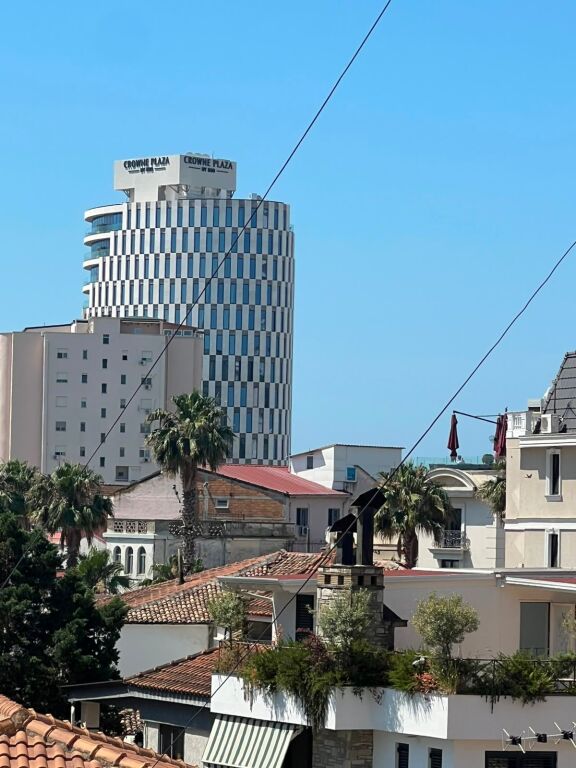 Apartament 1+1 për Shitje – Qendra e Durrësit, pranë Bashkisë