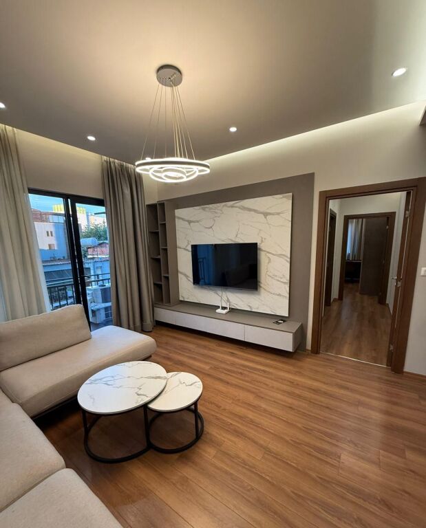 Apartament 2+1 me qira  Farmacia 10