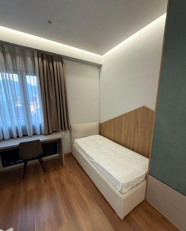 Apartament 2+1 me qira  Farmacia 10