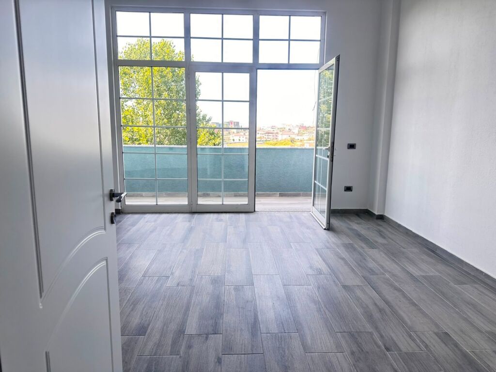 Apartament 4+1 me qera📍Paskuqan