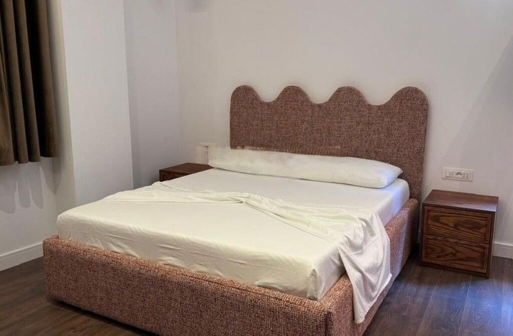 Apartament 1+1 Me Qira në Pazari i Ri, Tiranë - 700€ | 98 m²