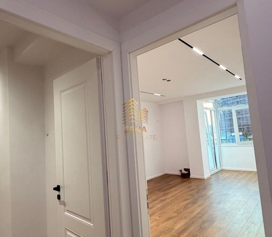 For sale, Apartment 1+1, 21 Dhjetori, 155,000 Euro