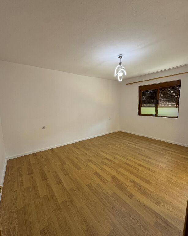 💥Shitet Apartament 1+1 ne Kavaje,prane qendres💥