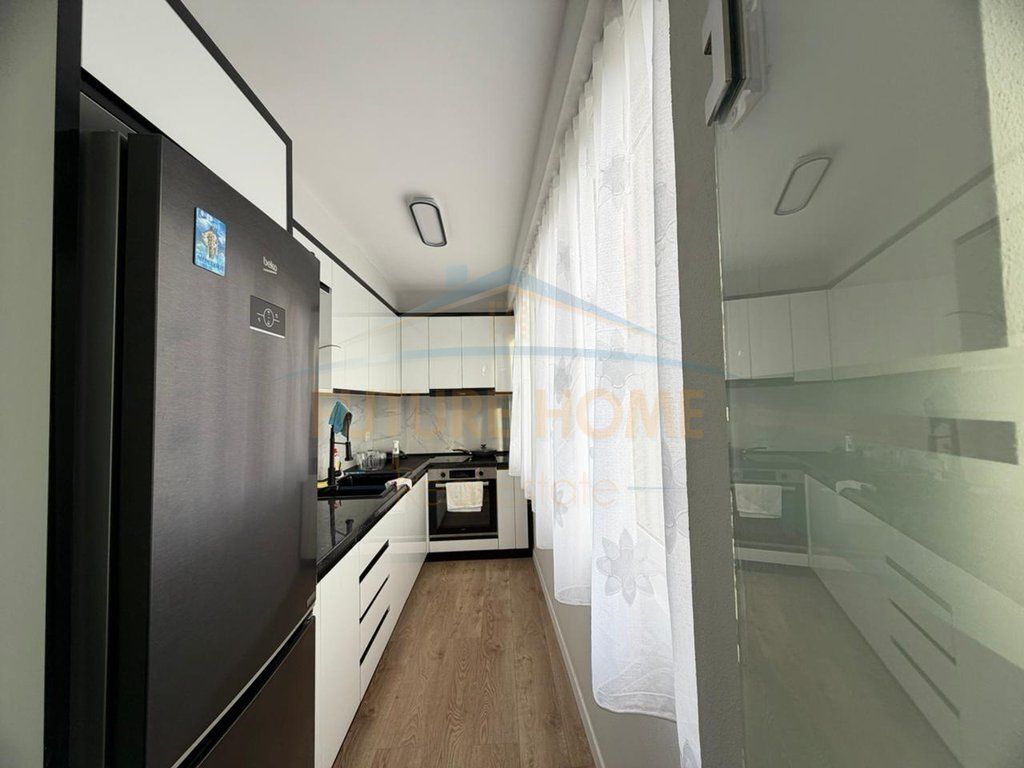 Qera, Apartament 2+1, 21 Dhjetori
