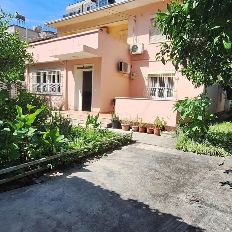 PRIVATE HOUSE FOR RENT - TIRANA, 21DHJETORI