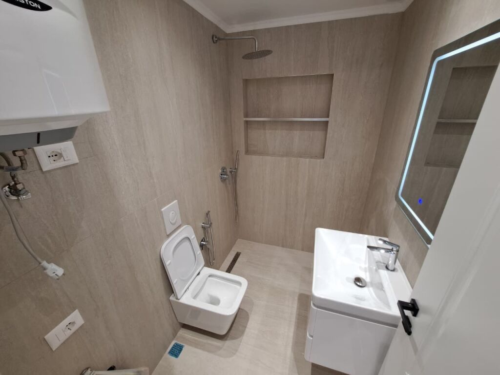 Garsoniere ne Shitje 21Dhjetori, Prane Hotel Mondialit (ID 5100001)