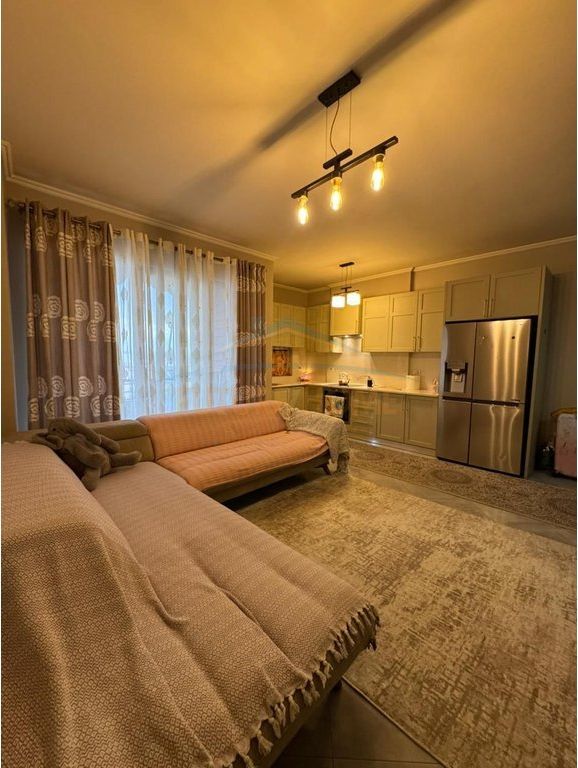 For sale, 2+1+2, Tower Bridge, Rruga e Dibres. Return66601