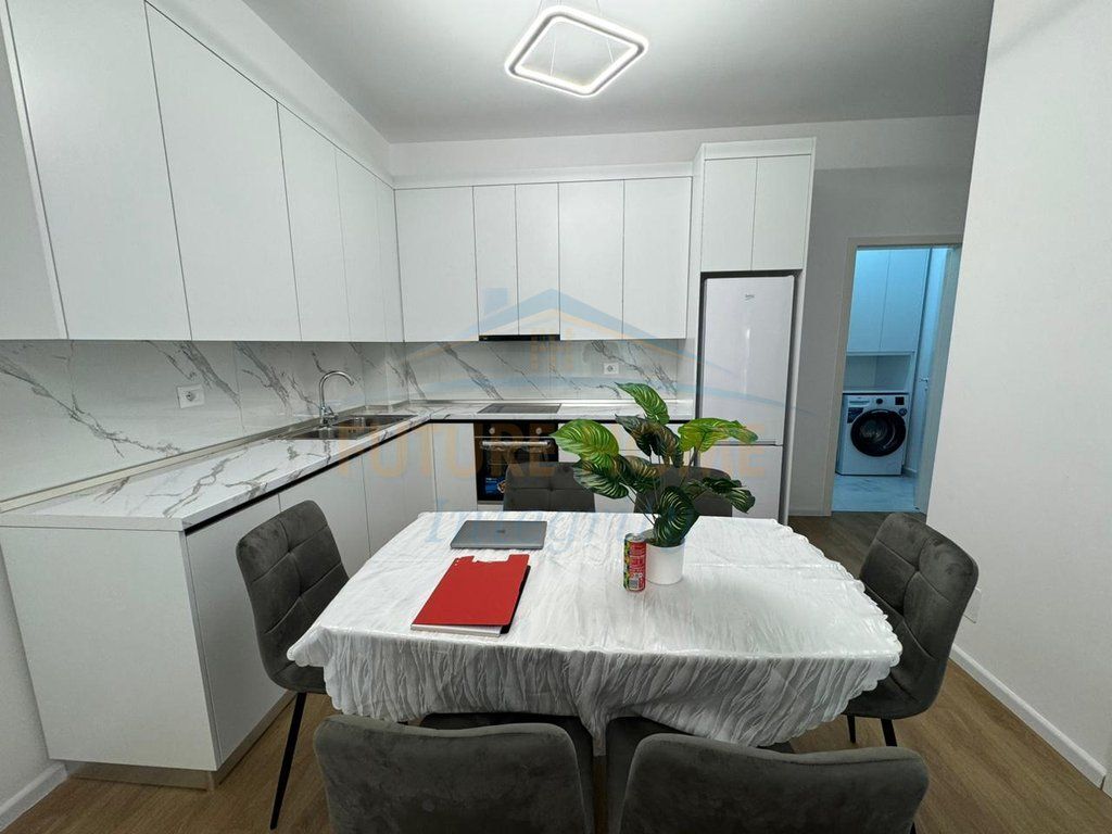 Affitto, Appartamento 1+1, Complesso Kaimi, Tirana