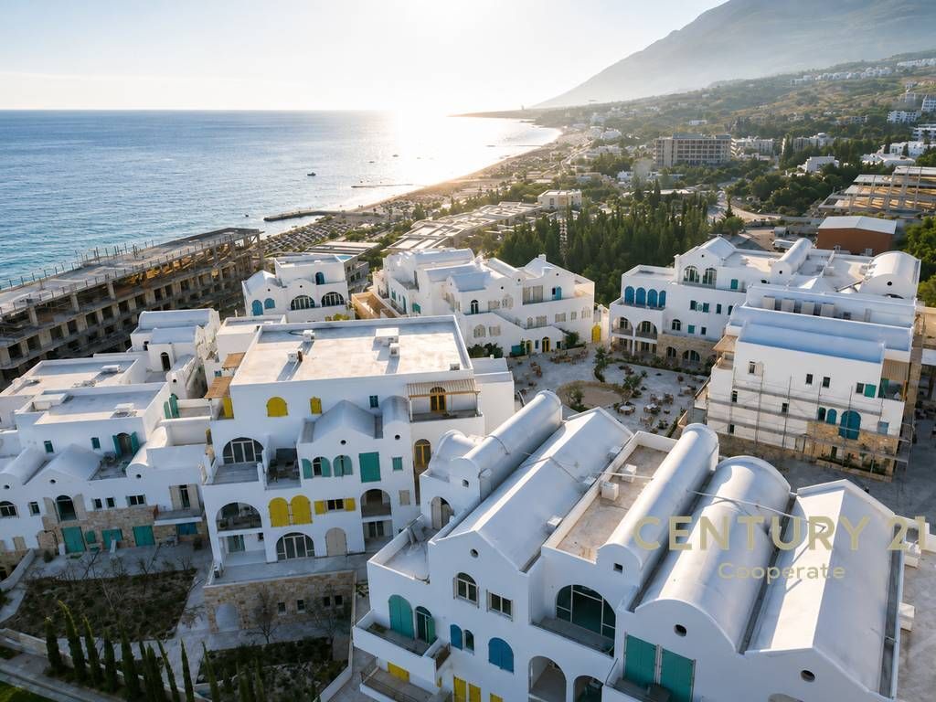 SHESIM APARTAMENT 3+1 NE SANTORINI, DHERMI