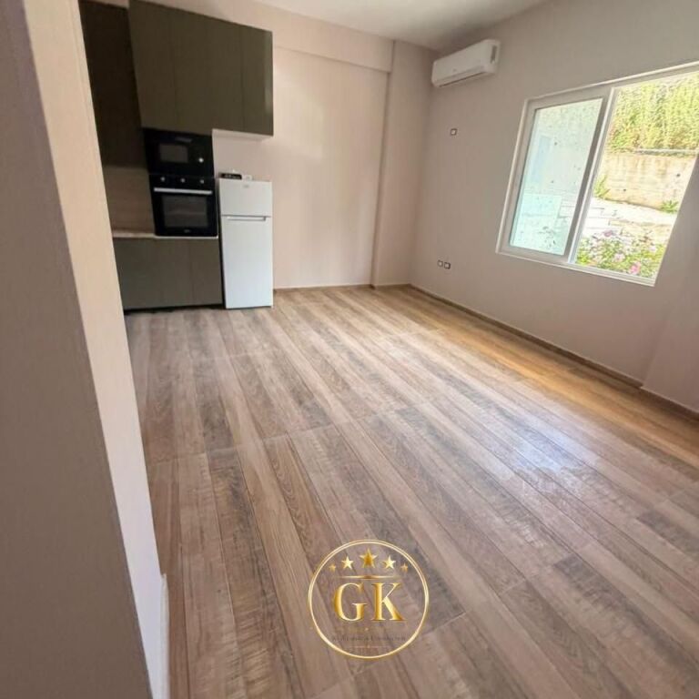 🏡 Stazione di servizio in vendita    📍 Posizione: Shkembi Kavajes