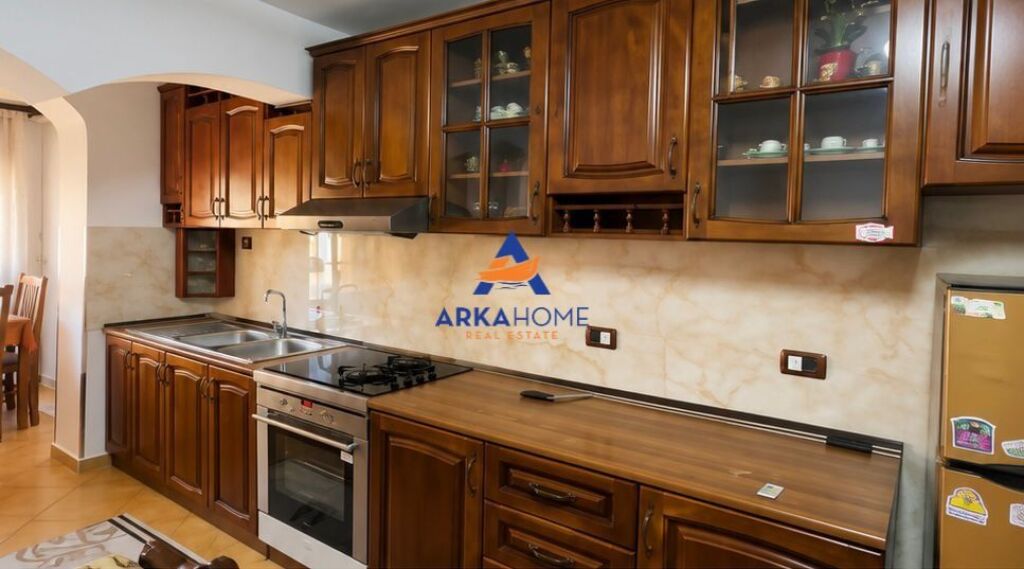 APPARTAMENTO 2+1 IN AFFITTO "AL NUOVO MERCATO" 60.000 LEKE
