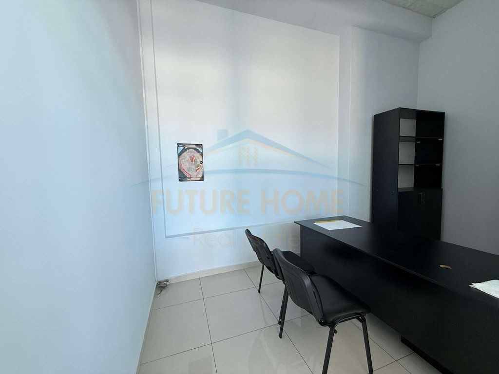 Rent, Business Premises+Basement, Near Ardena.