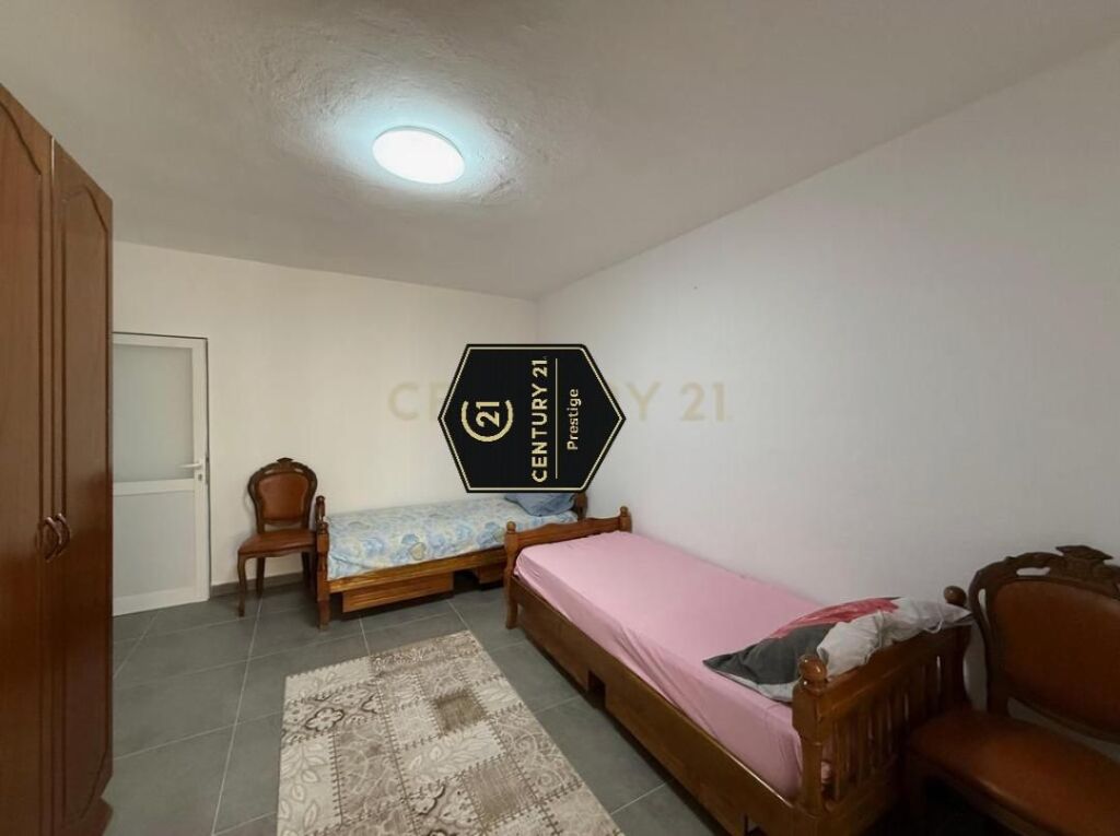 Appartamento arredato 2+1, Scuola Unita