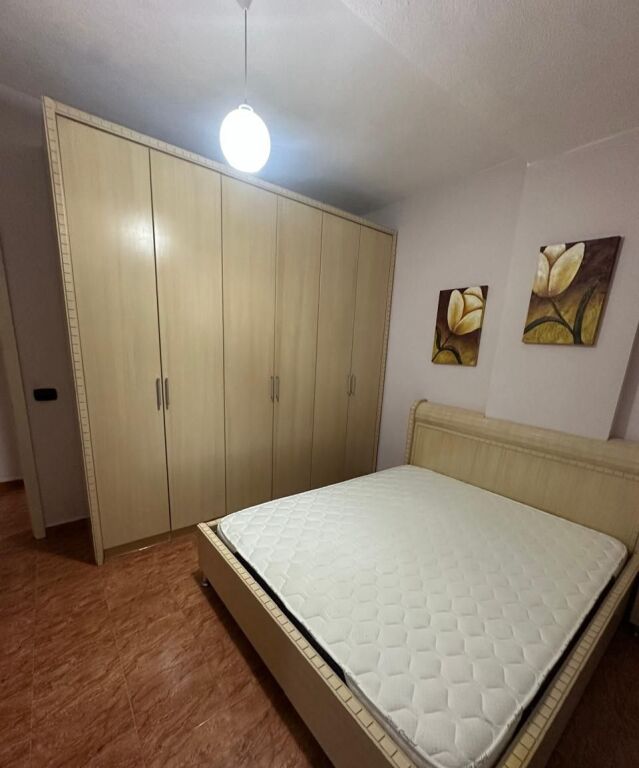 Rent | Apartament 2 + 1 | Rruga e Durrësit | 550 €/month