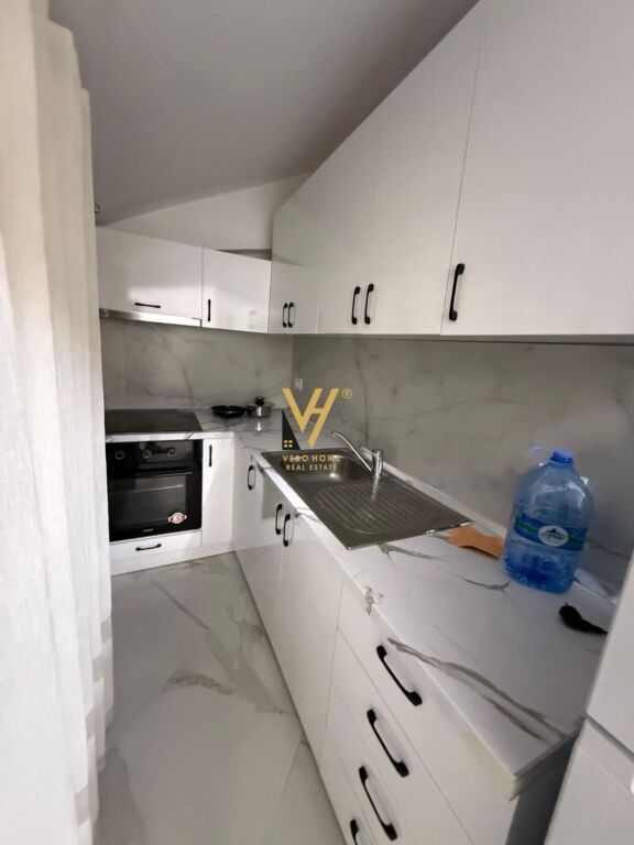 MONOLOCALE IN VENDITA 45 M2 A DURRËS 6.500.000 LEKE