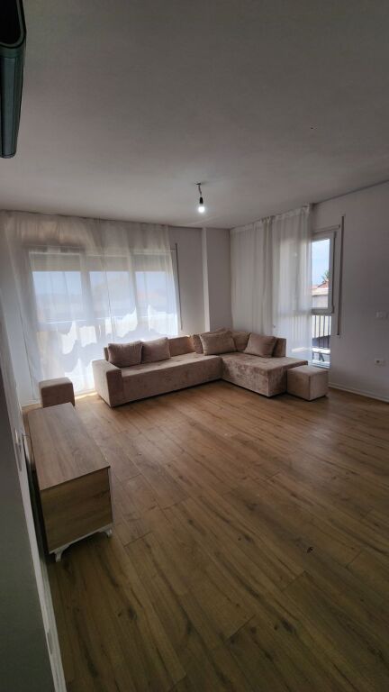 🏡 Jepet me qira apartament 2+1+2 në Don Bosko