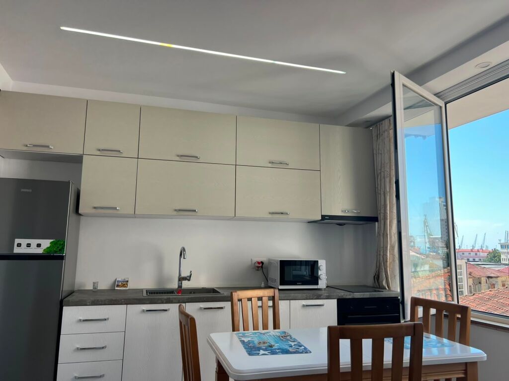 Apartament 1+1 për Shitje – Qendra e Durrësit, pranë Bashkisë