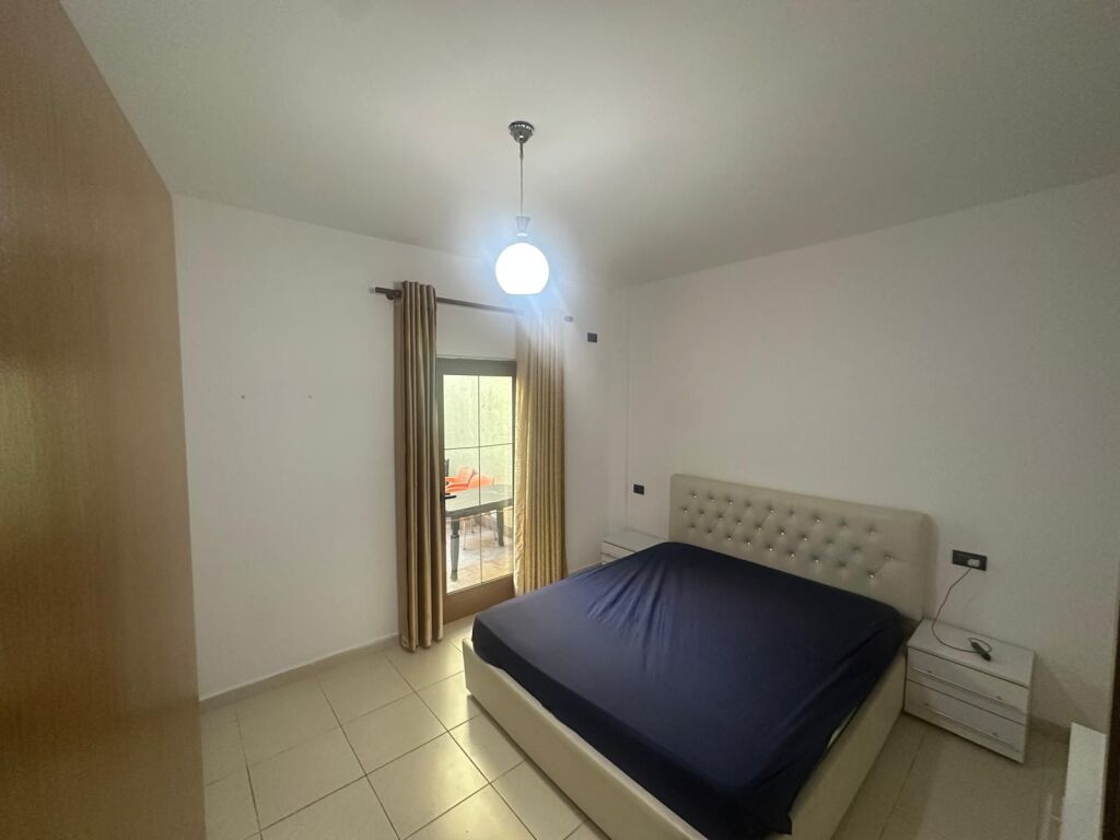 9 piani a Vila Gold, appartamento 1+1 in affitto