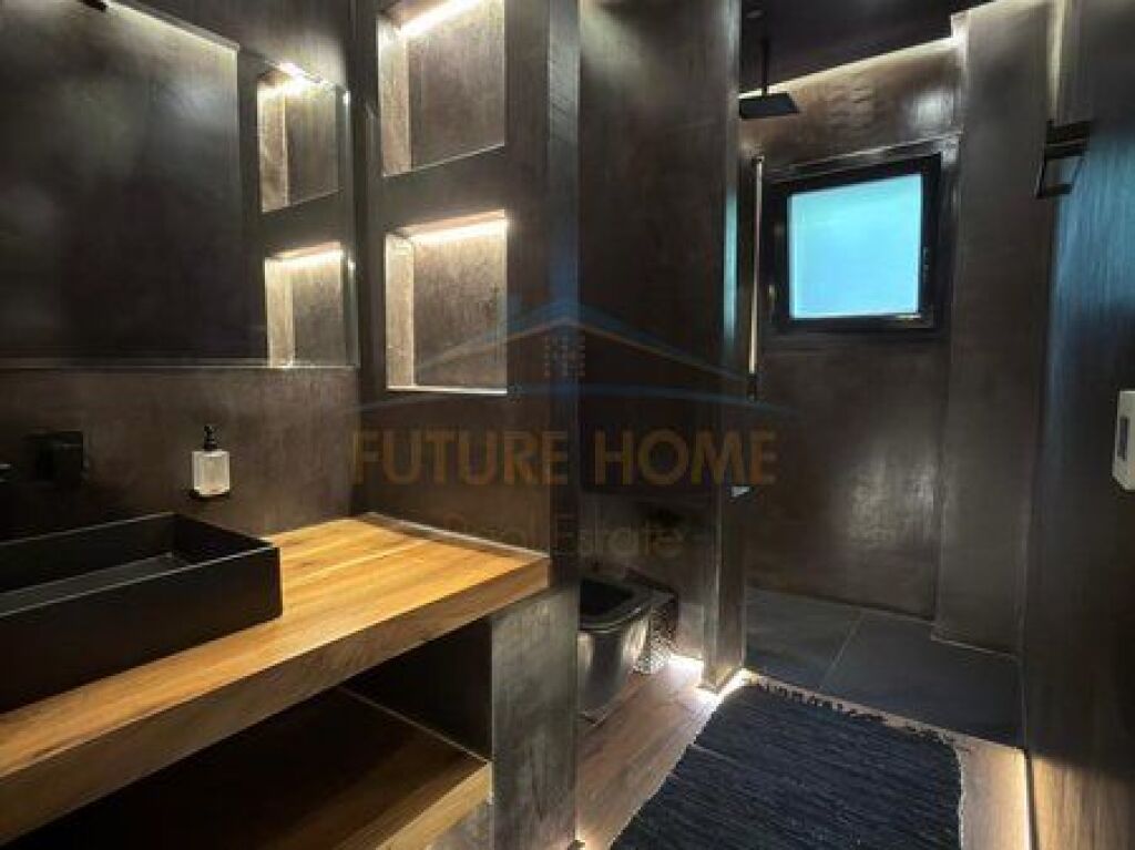 Shitet, Apartament 3+1+3 , Rezidenca Long Hill, Tiranë.