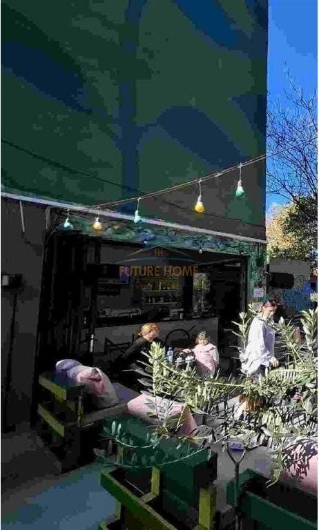 Qera, Bar-Kafe, Rruga Irfan Tomini, Tiranë