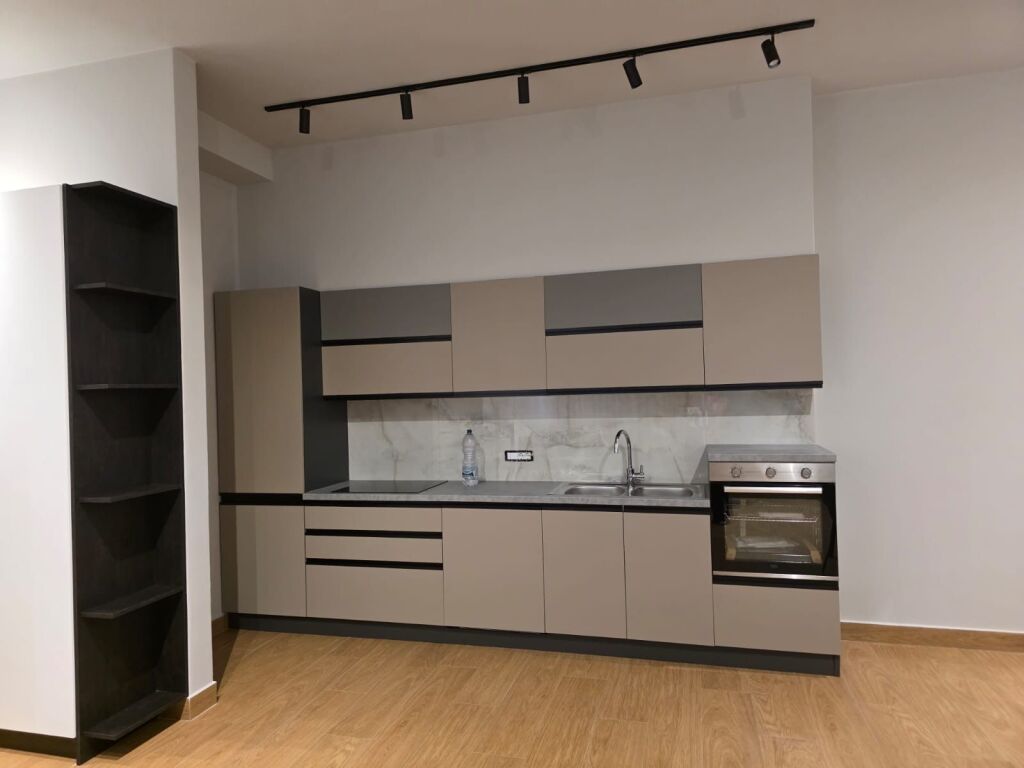 Apartment 1+1+1 parking space for rent