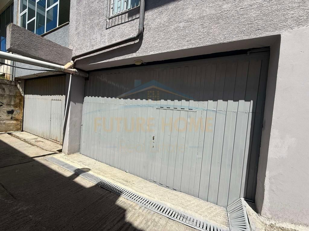 Rent, Business Premises+Basement, Near Ardena.