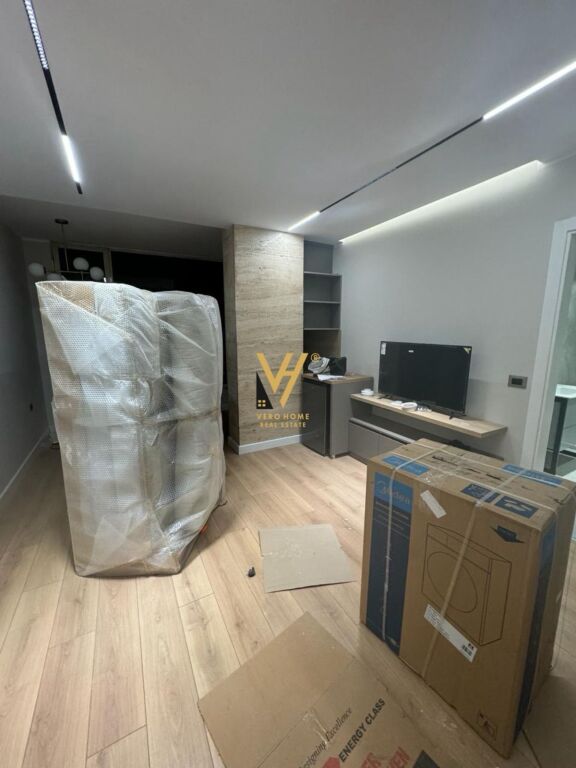 JEPET GARSONIERE 35 M2 ME QIRA TE KOMUNA E PARISIT 550 EURO