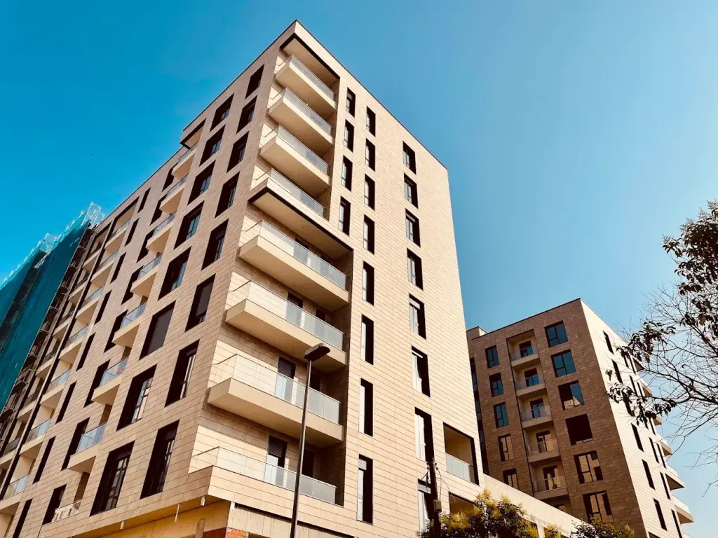 🏡✨ Shitet Apartament 3+1 me Verandë tek Rezidenca Erli ✨🏡