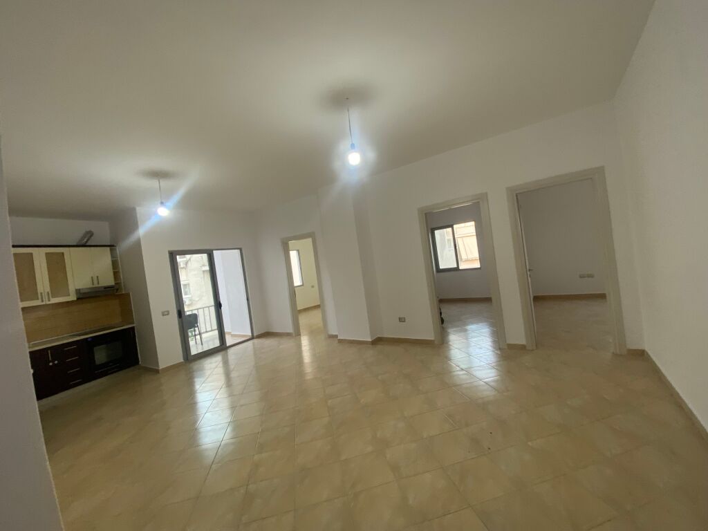 Appartamento 3+1 vuoto in affitto a Fresk !