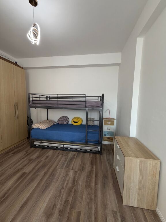 🏢 Jepet me qira Apartament 2+1 tek Golden Park