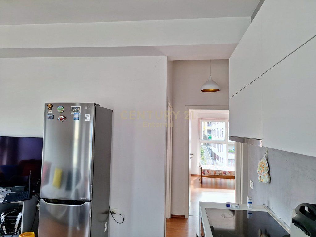 Ali Demi, Mangalem Complex 21 - For Rent 2+1+2 Modern