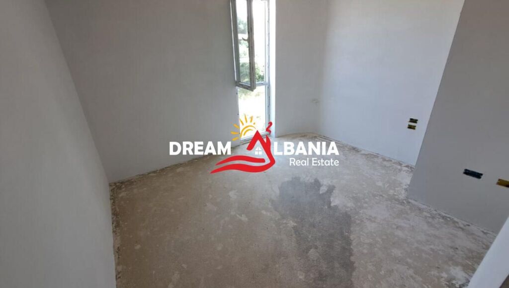 Appartamento 2+1 in vendita vicino al lago secco presso Radisson Hotel a Tirana (ID 5121001)