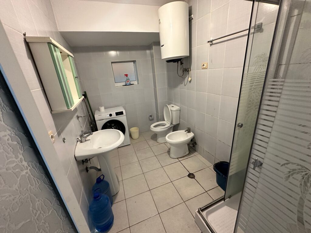 Appartamento 2+1 in affitto a Kinostudio vicino a Tv Klan