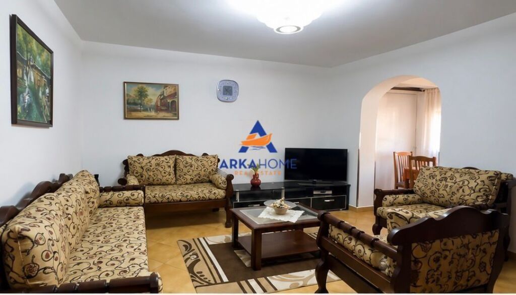 APPARTAMENTO 2+1 IN AFFITTO "AL NUOVO MERCATO" 60.000 LEKE