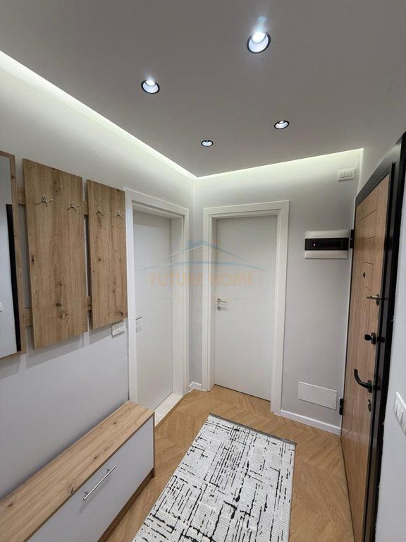 For sale, Apartment 1+1, Siri Kodra Street. Orange65936