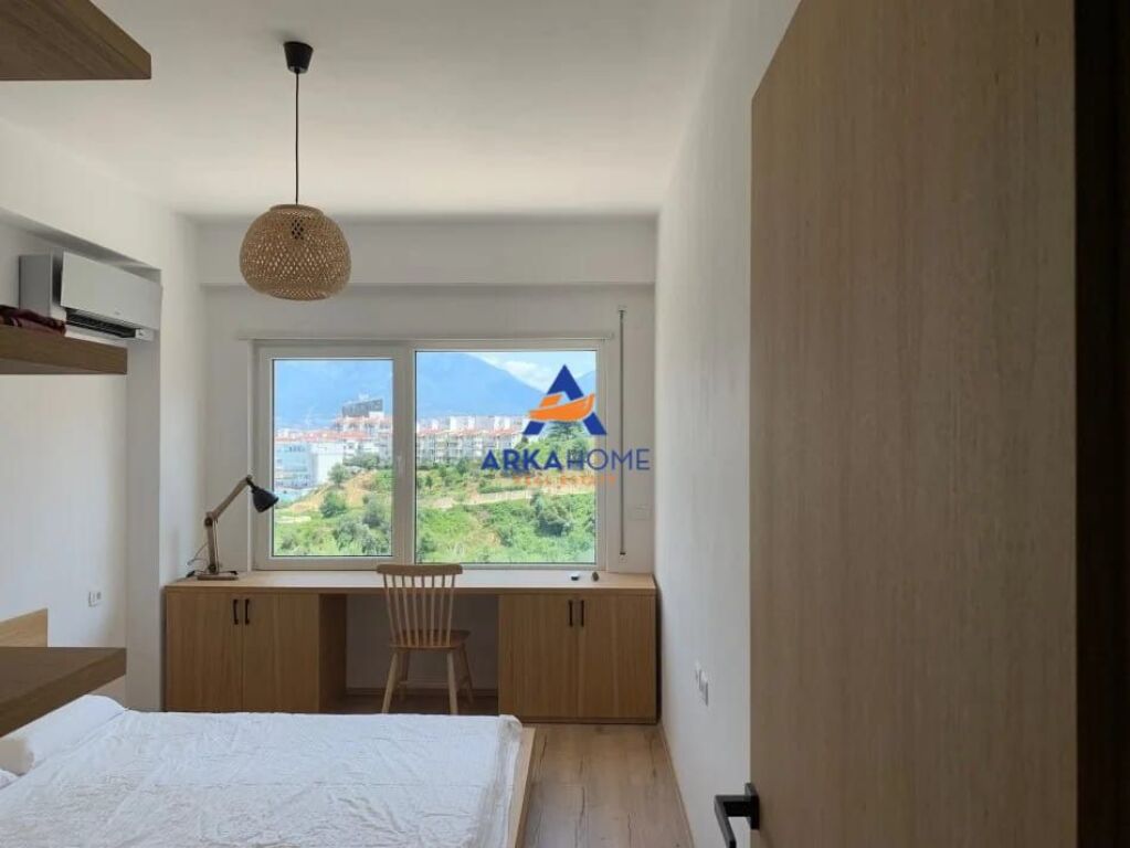 AFFITTASI APPARTAMENTO DUPLEX DI LUSSO 2+1 DUPLEX + VERANDA "KODRA E DIELLIT 2" 1200 EURO
