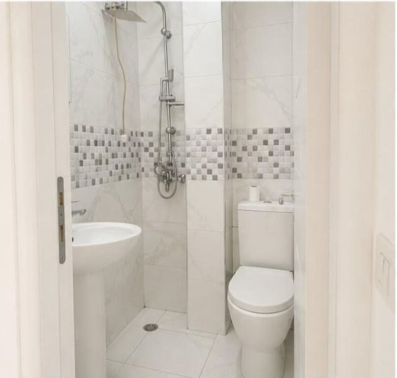 🏢 Office for Rent (50 m²): 65,000 ALL/Month || 2 Office Spaces 📍 Blloku – Directly Above Caffè Roma, First Line on the Main Road || Perfect Location for Your Business