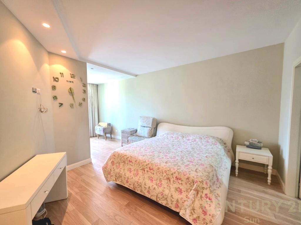 DUPLEX/PENTHOUSE FOR SALE NEAR THE ARTIFICIAL LAKE
