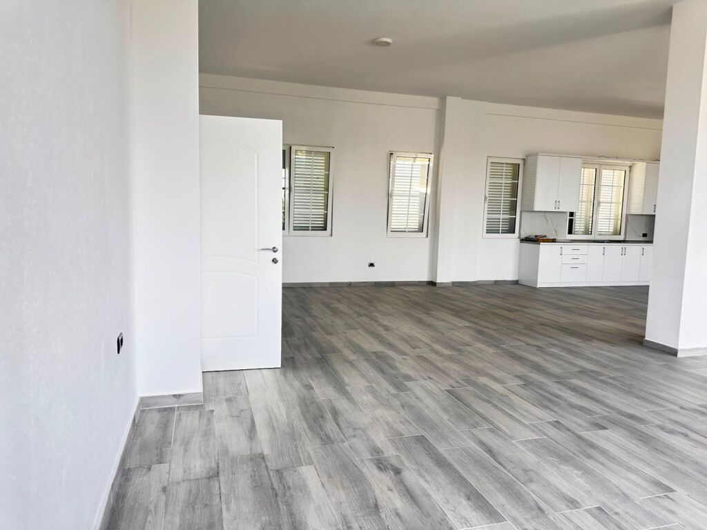 Apartament 4+1 me qera📍Paskuqan