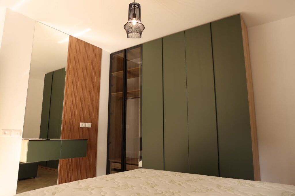 Shitet Apartament 1+1 në Malin e Robit, Golem