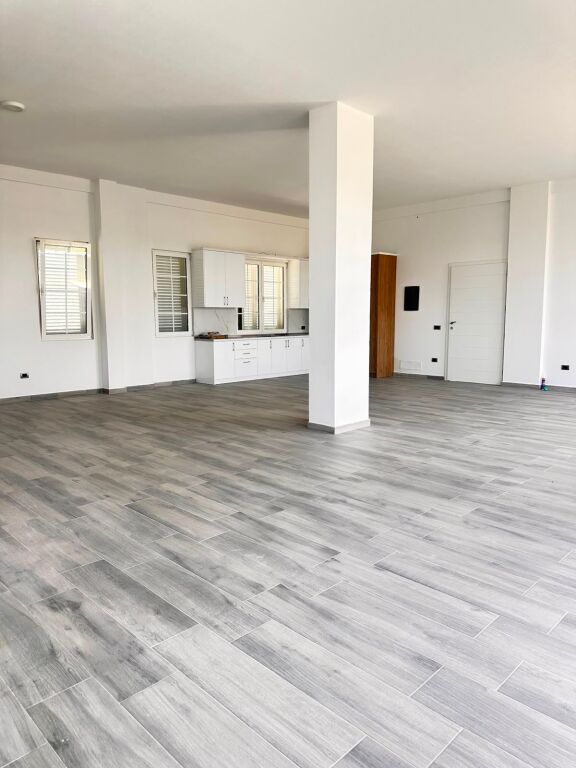 Apartament 4+1 me qera📍Paskuqan