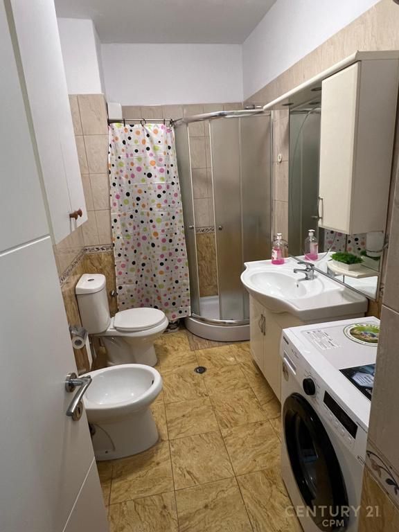 Apartament me qira 📍  rruga Barrikadave